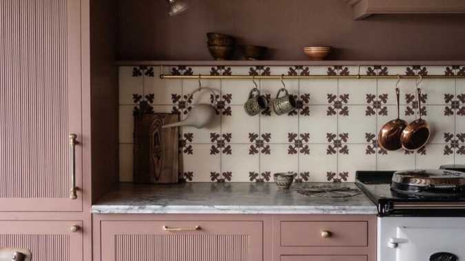 Alice Grace: undefined