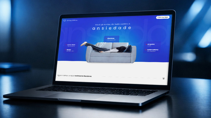 Consultório da Isabelle: An immersive landing page showcasing the work of a Brazilian psychologist specializing in anxiety. Studio Liros developed the entire design and copy.