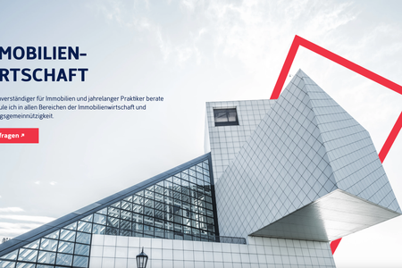 ImmobilienPraxisKöll: A slick, modern website for real estate consulting with never-seen before mouse interactions. The entire website is based on the branding which we developed too.