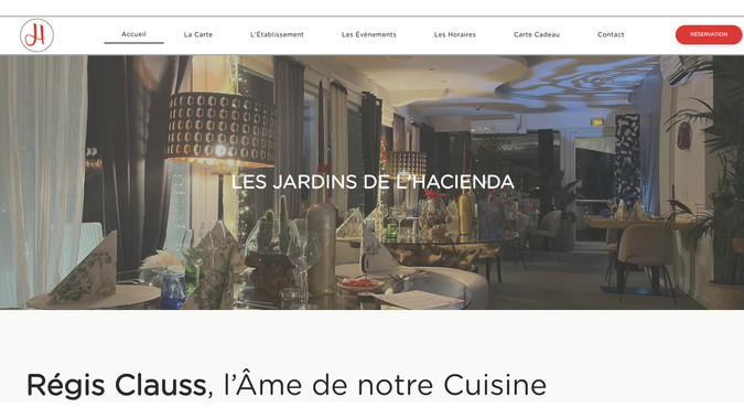 Les Jardins de l'Hacienda: Venez déguster une cuisine fine et de qualité réalisée à base de produits frais et de saison.

En été, Les jardins de l'Hacienda vous accueillent dans un endroit paradisiaque doté d'une terrasse de plus de 300 m2 et d'une piscine chauffée. 

En Hiver, c'est autour d'un agréable feu de cheminée que vous pourrez venir passer un agréable moment.