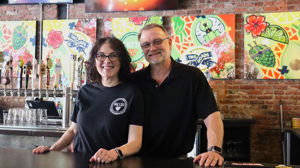 Salt 2.0: Studio Website for Restaurant Located in Historic District 