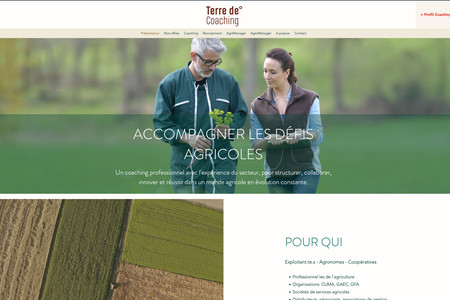 Terre de Coaching: Site entreprise - Agricoaching
Second site conçu pour ce client.

CONCEPTION
• Logo, cartes de visite
• Plaquette
• Site web