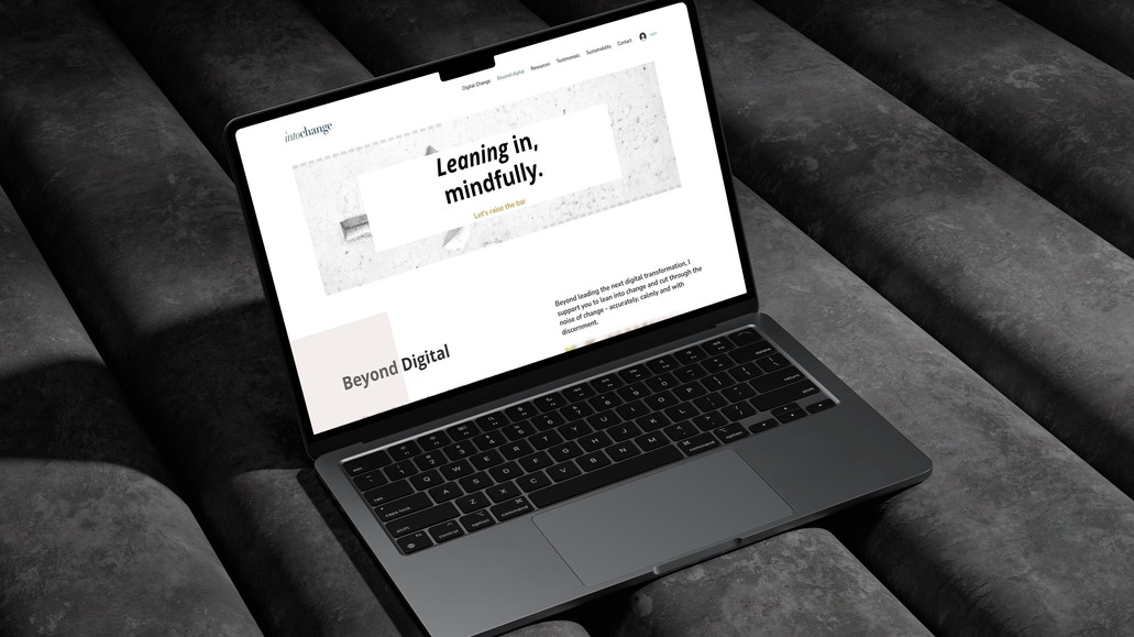 IntoChange: Minimalistic and interactive while maintaining charm and character.