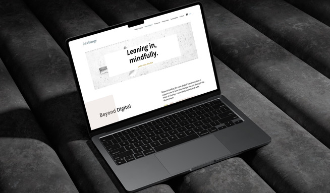 IntoChange: Minimalistic and interactive while maintaining charm and character.