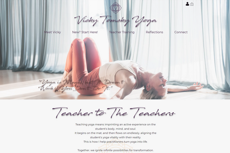 Vicky Tomsky Yoga: אתר חנות למדריכת יוגה מומכת המוכרת סדנאות וריטריטים אונליין