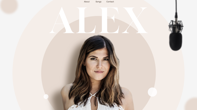 Alex Radloff: I designed this website for Alex from Vienna. She is a fantastic singer. She uses this website for lead generation and as a portfolio.