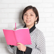 デザインカイグラフ｜聴き役デザイナー 瀬沼 華衣